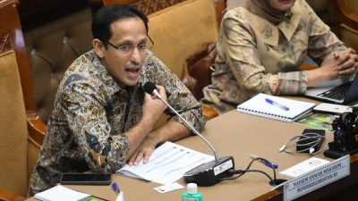 Nadiem Jelaskan Alasan Chromebook Kemdikbud