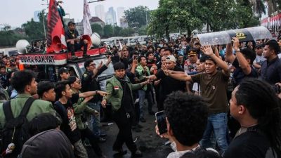Oknum Polisi Diduga Aniaya Jurnalis Saat Demo di Depan Gedung DPR RI, Minta Propam Polda Metro Jaya Usut Tuntas