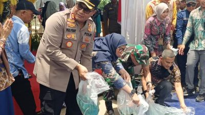 Wali Kota Lisa tebar benih ikan di kolam retensi Guntung Jingah