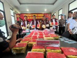 Polda Kalsel sita 44,5 kg sabu dan 24.928 ekstasi jaringan Fredy Pratama